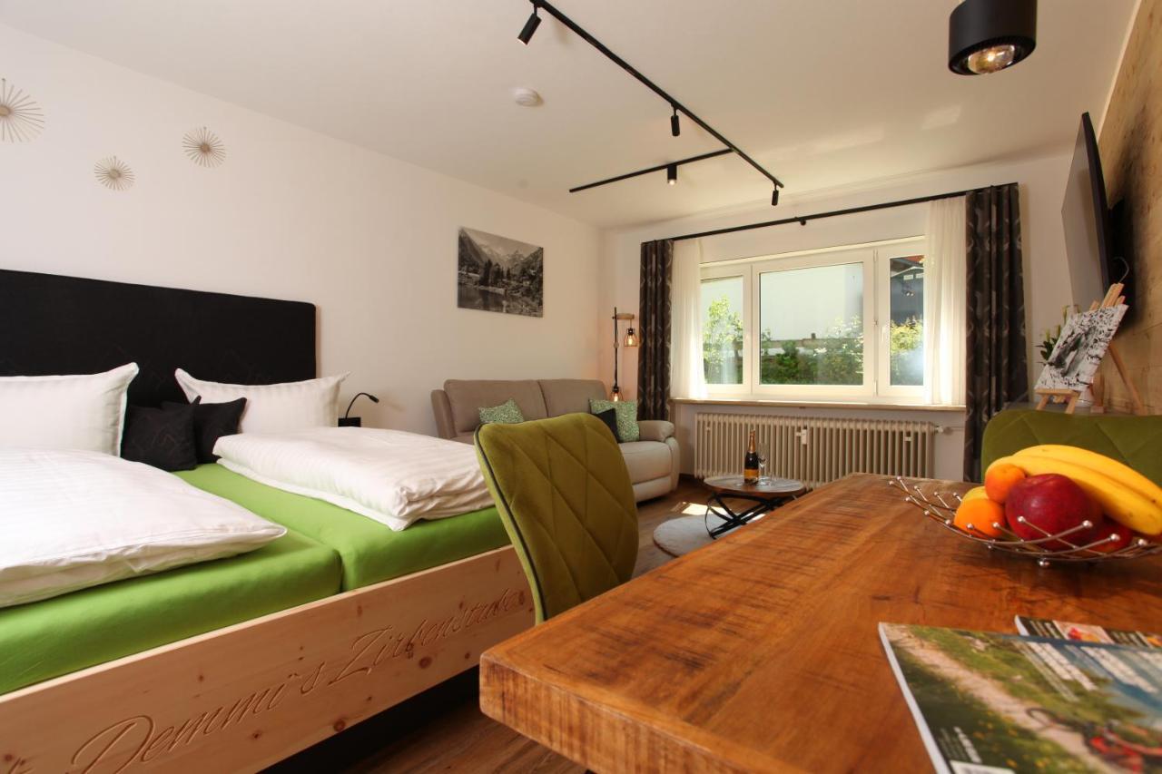 #Demmi'S Zirbenstube Apartment Altstadten Exterior photo